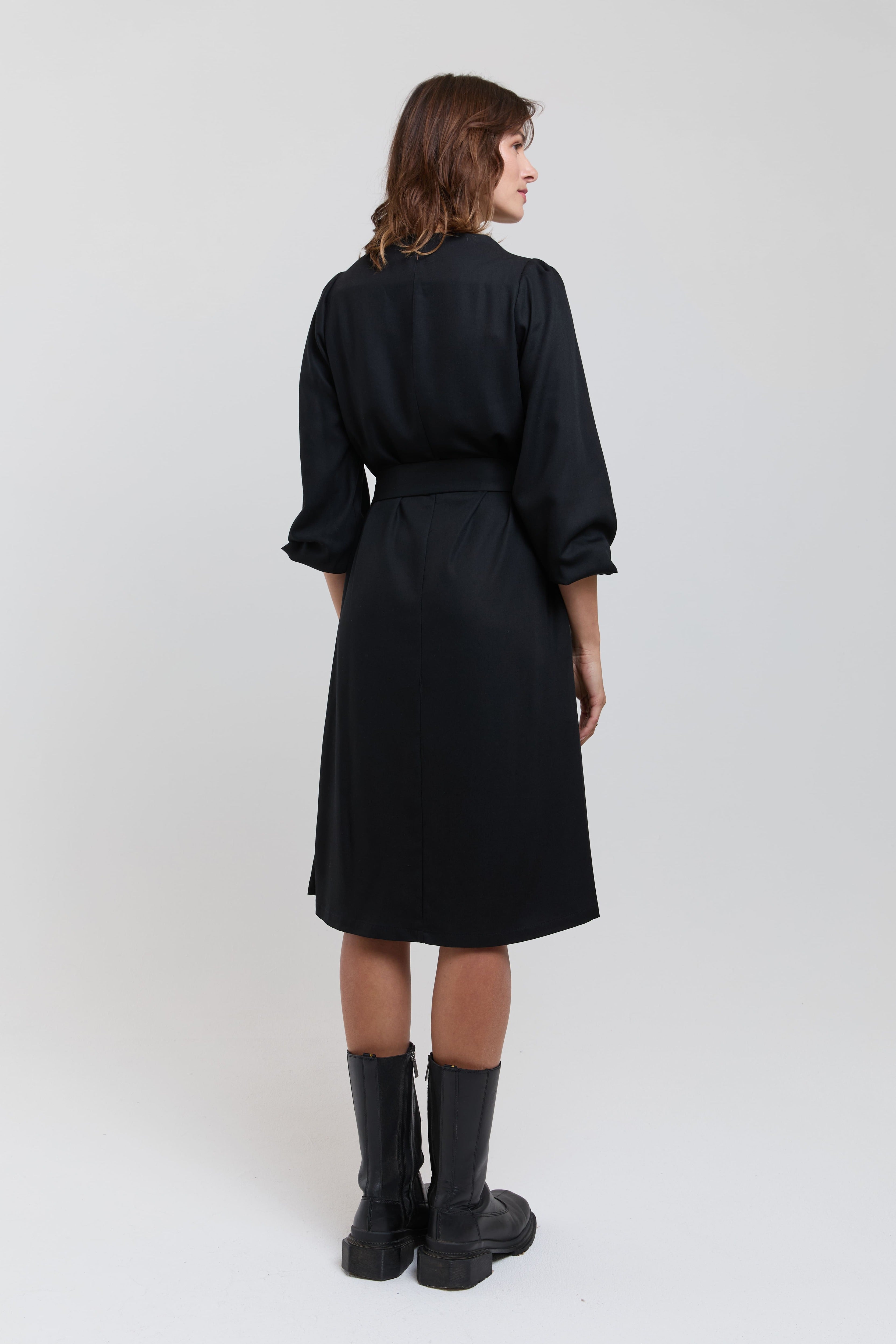 Mia | Belted Dress with Pleated Sleeves and Standing Collar in Black