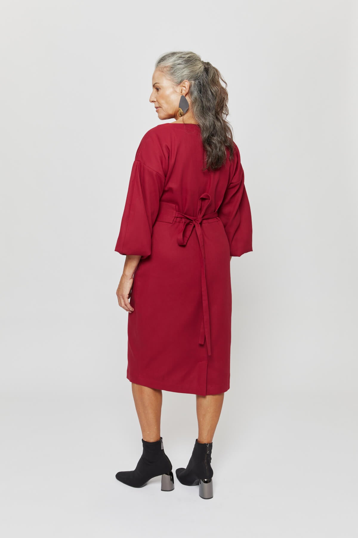 Stefanie | Winter Dress with Kimono Belt in Red-Bordo