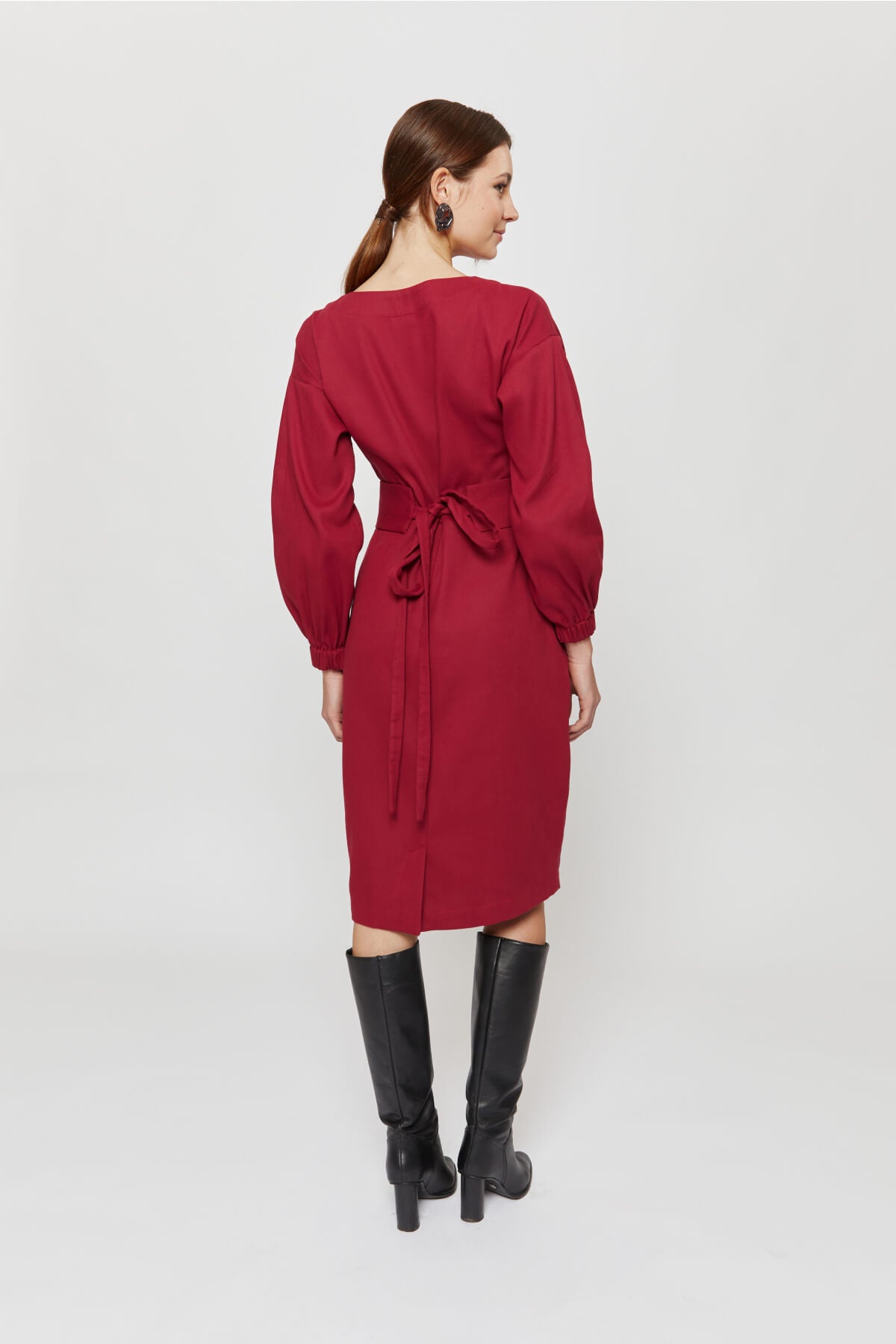 Stefanie | Winter Dress with Kimono Belt in Red-Bordo