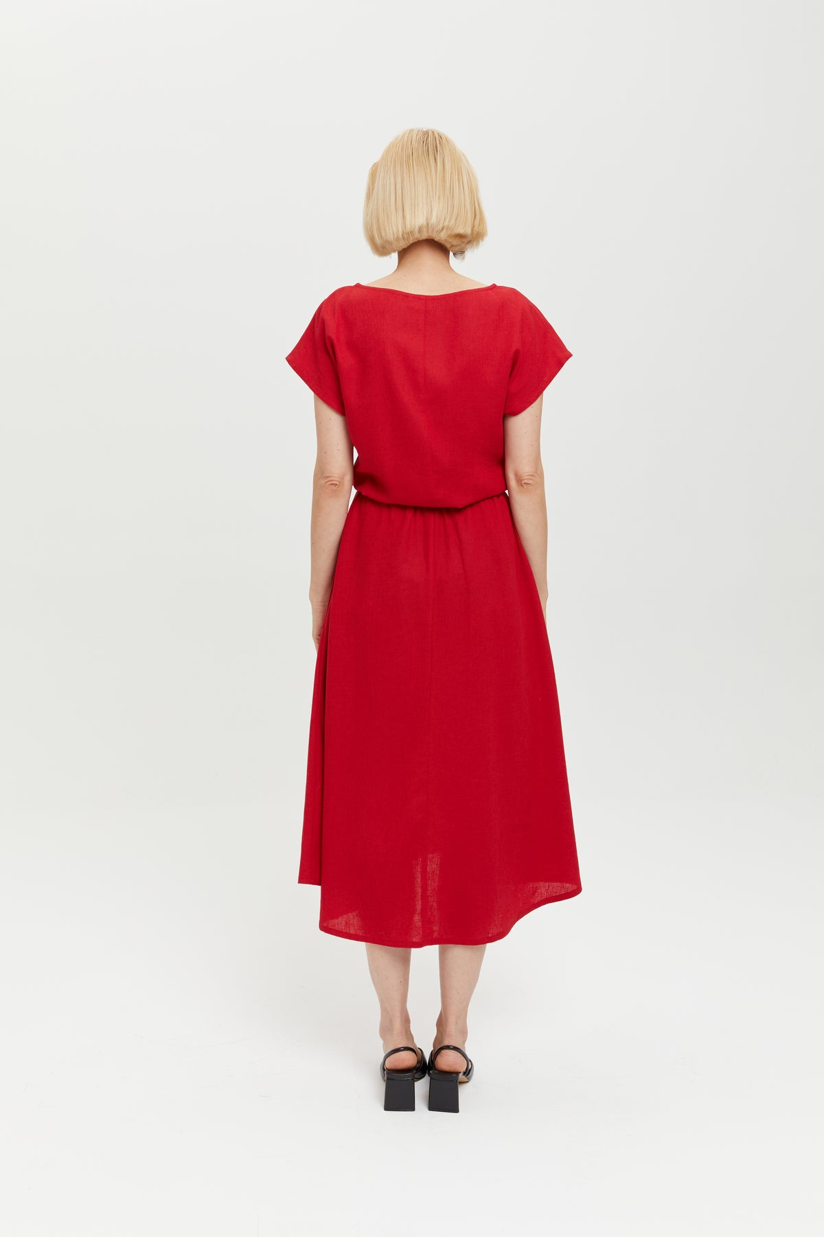 Nane | Linen Dress with Short Sleeves in Red