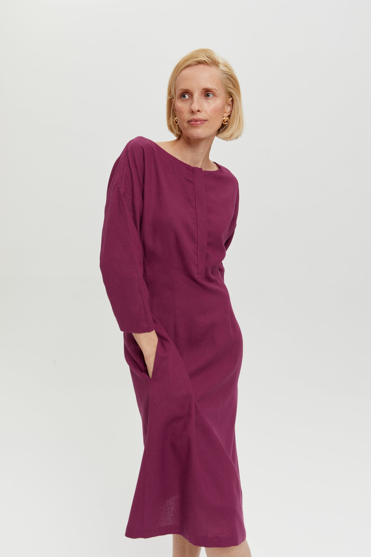 Lusin | Midi-Leinenkleid mit Knopfleiste in Lila
