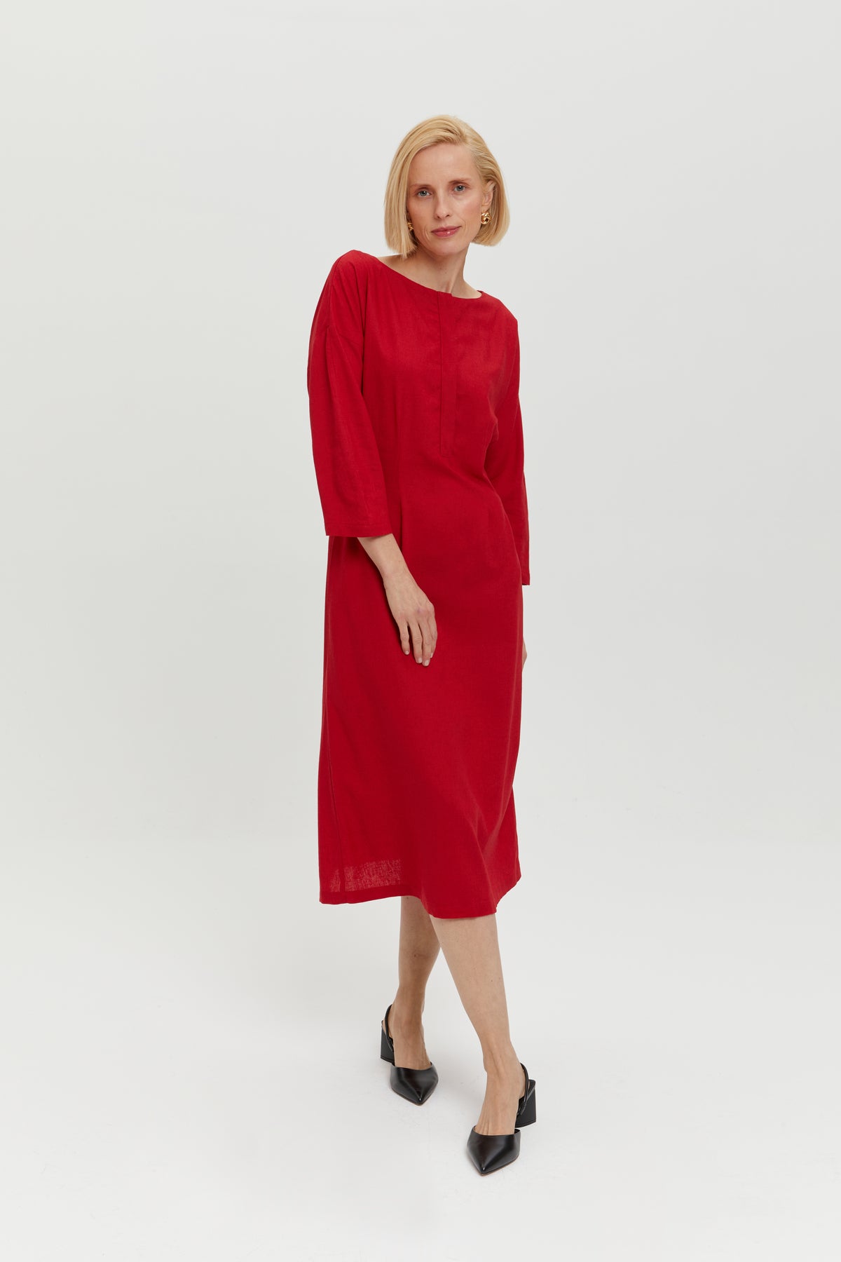 Lusin | Midi Linen Dress with Button-Front in Red