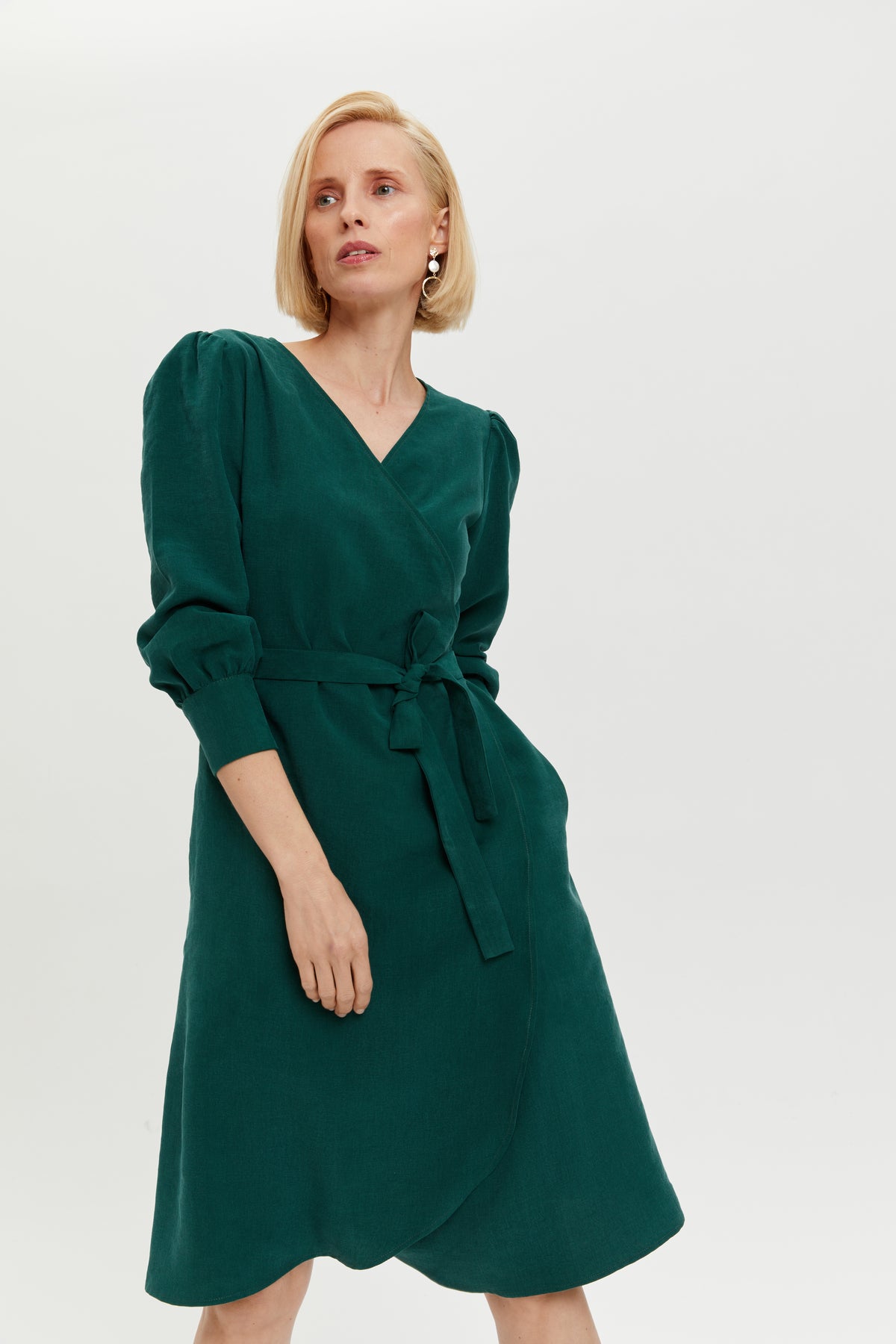 Sophie | Classy Wrap Dress with Puff Sleeves and Tie Waist in Forest Green