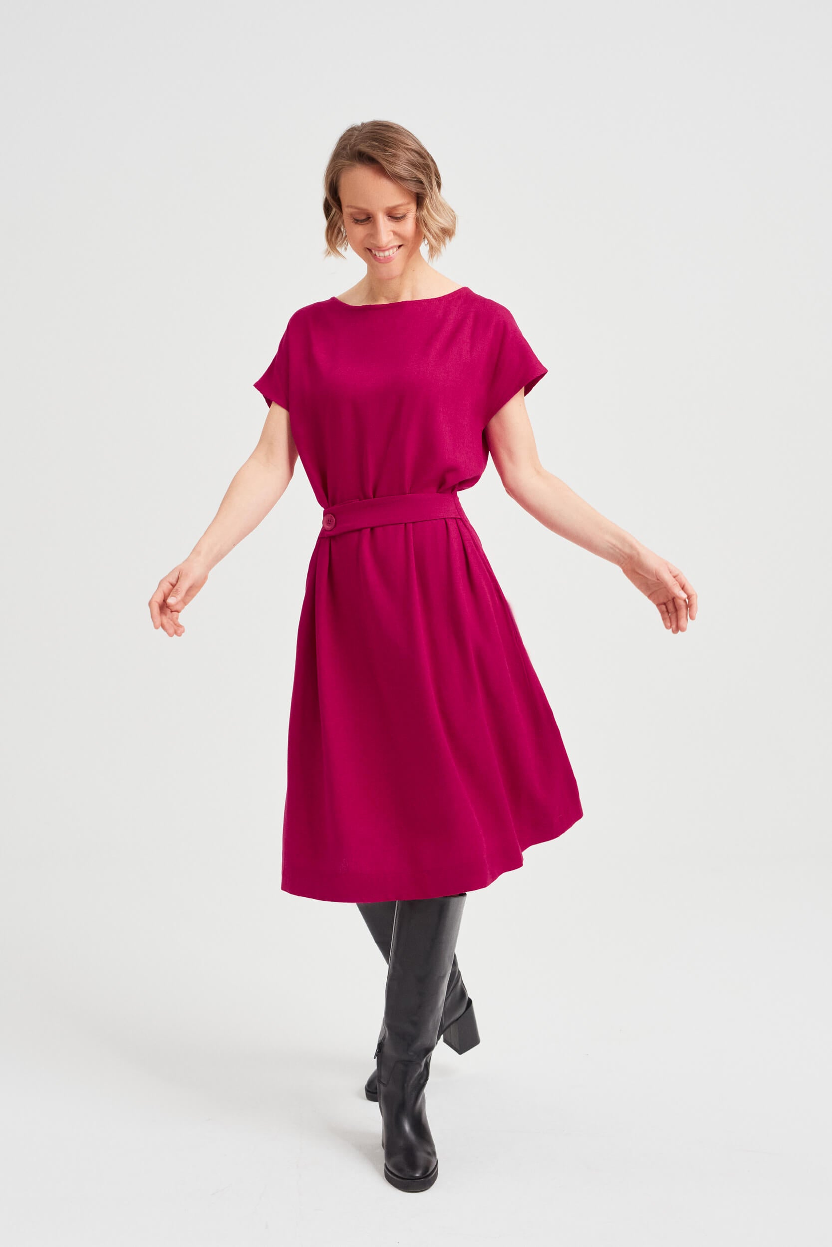 AYANI SATI damen kleid rot knielang casual leinenkleid