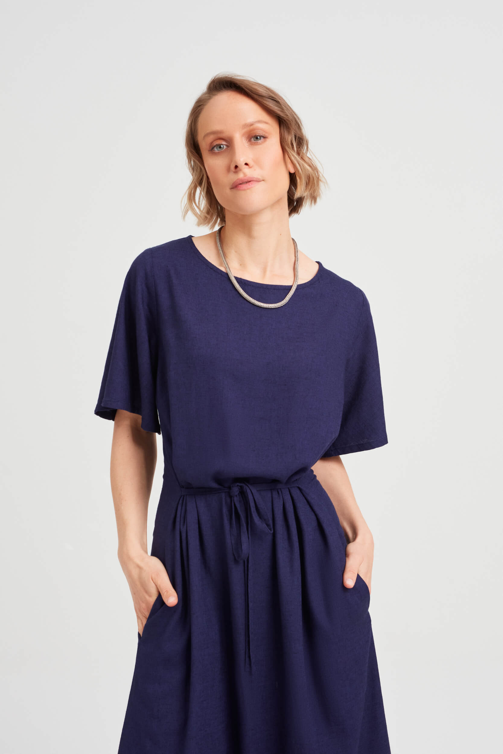 AYANI NIKA sommerkleid dunkelblau midi casual für damen