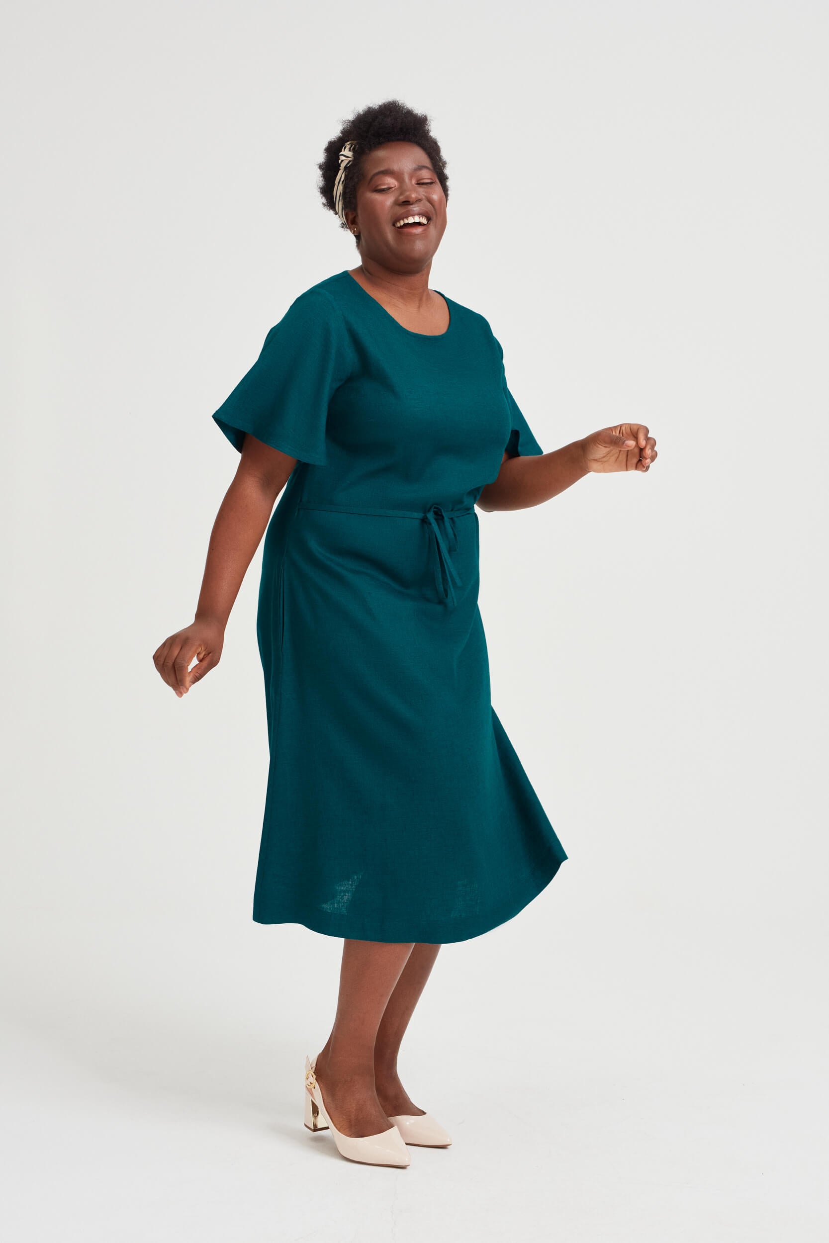 AYANI NIKA green cocktail dress chic and flattering, size 40, 42
