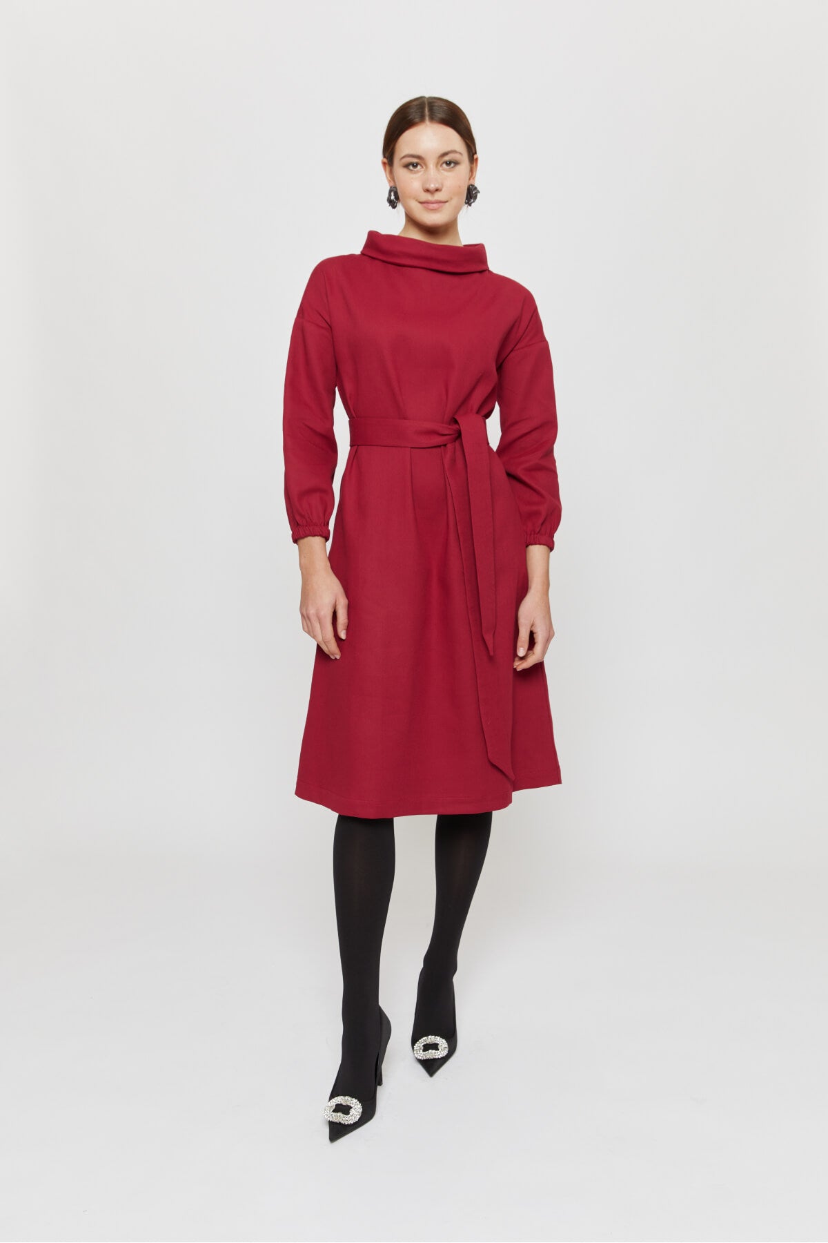 Rotes Kleid Langarm Winter mit Taschen. AYANI