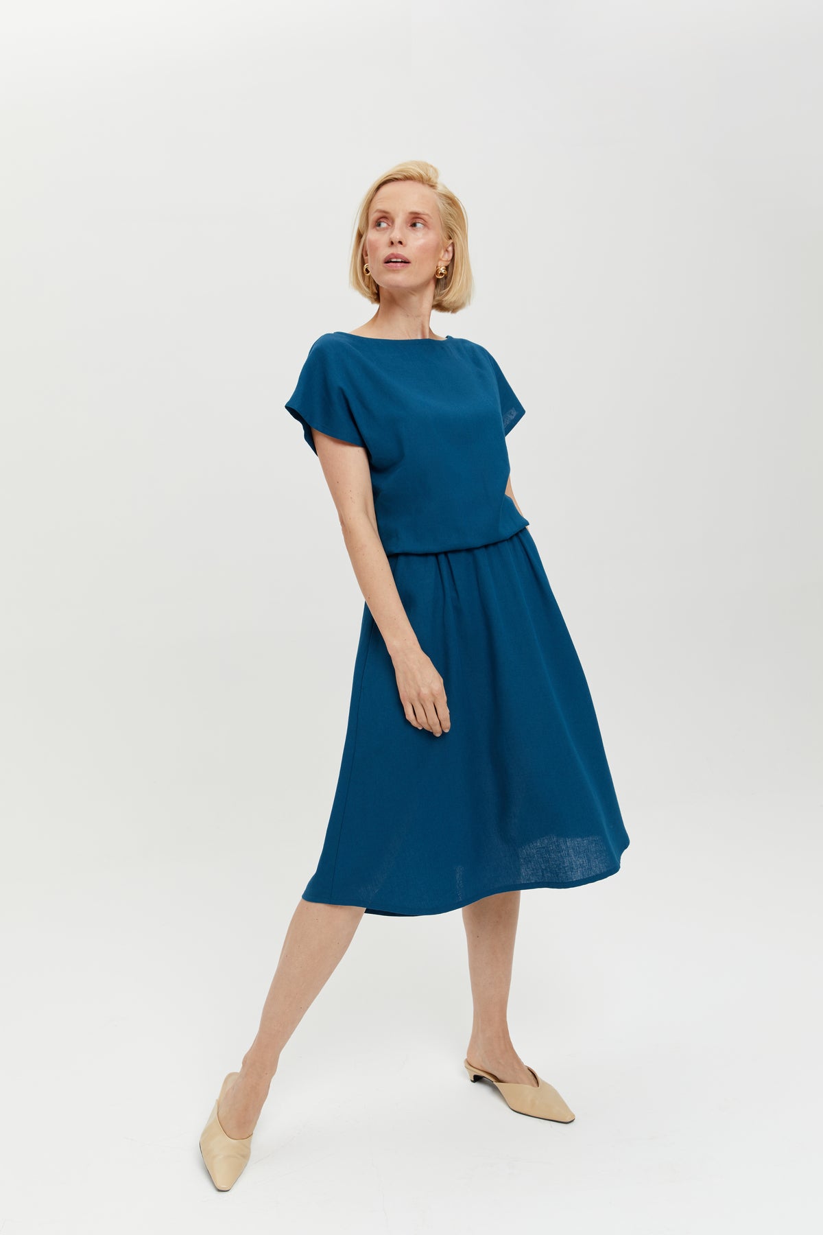 Nane | Linen Dress with Short Sleeves in Petrol-Blue
