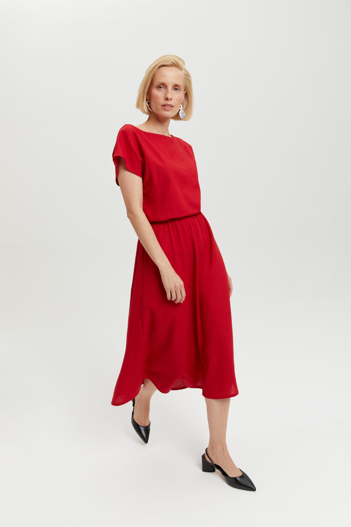 Nane | Linen Dress with Short Sleeves in Red