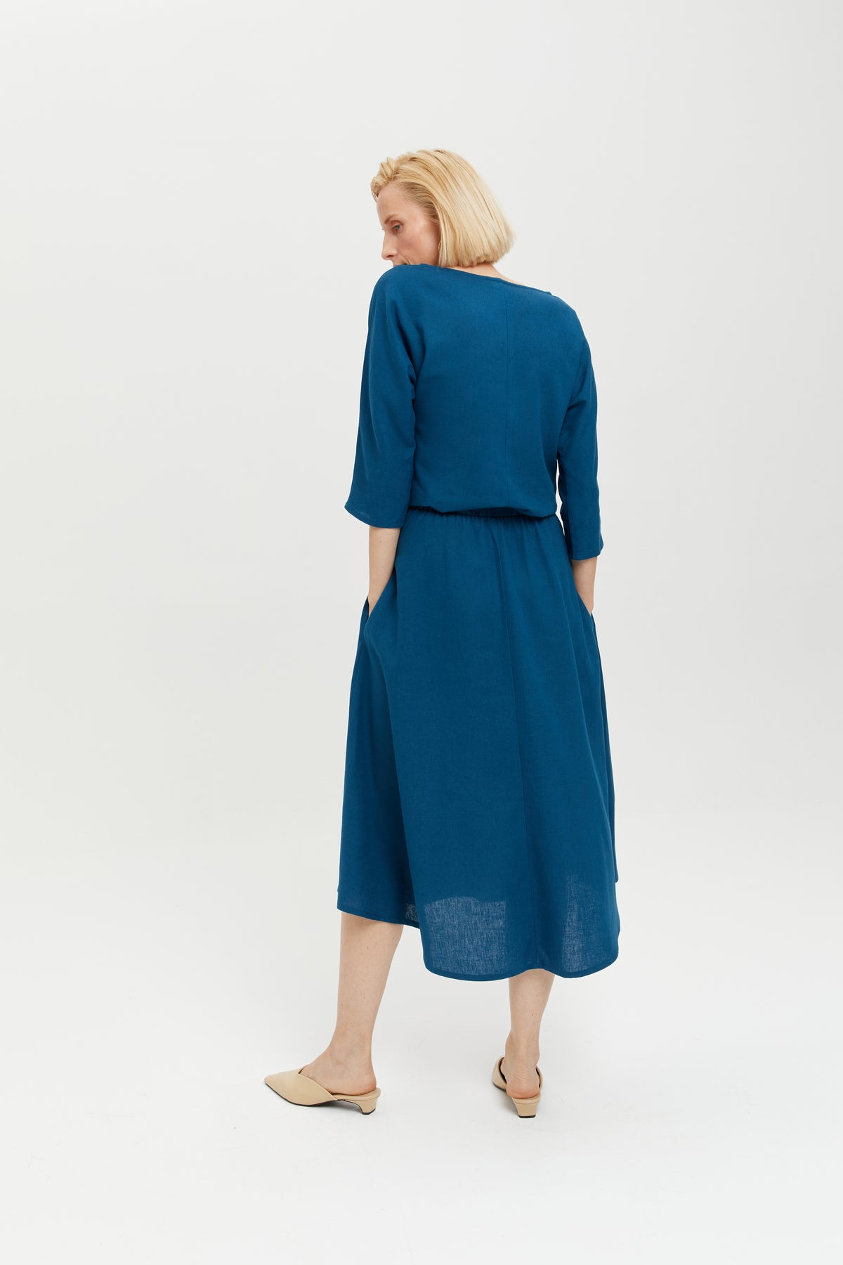Nane | Linen Dress with 3/4 Sleeves in Petrol-Blue