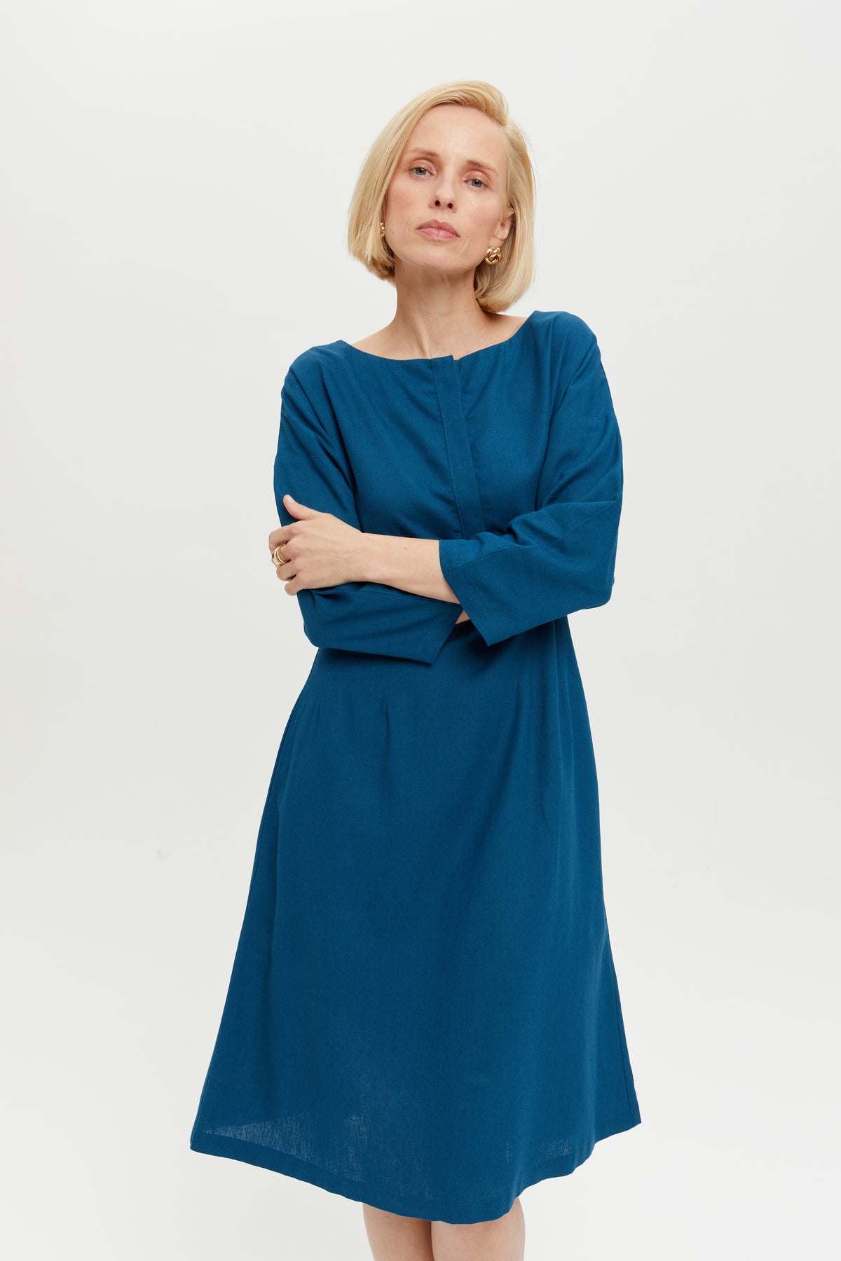 Lusin | Midi Linen Dress with Button-Front in Petrol-Blue