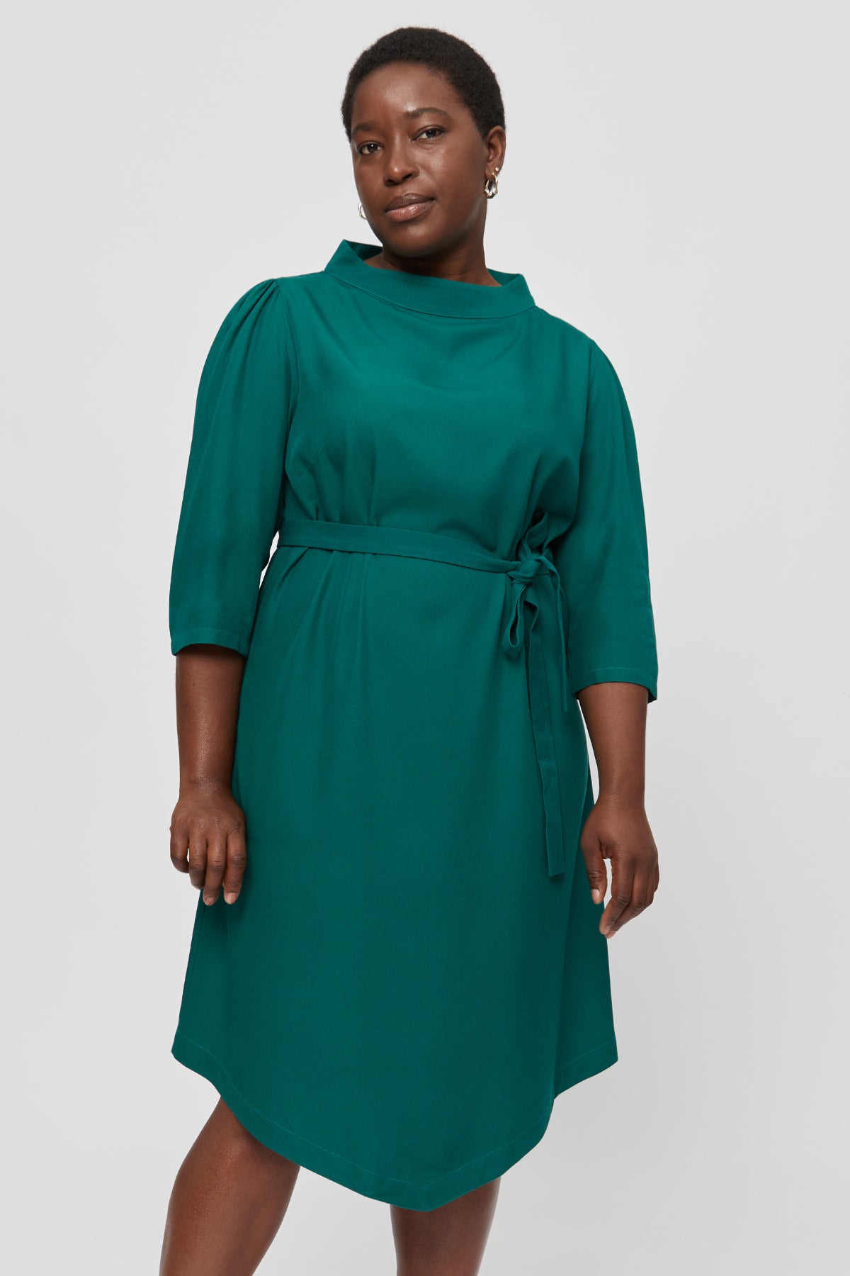 Suzi | Belted Angle Dress with Boat Neckline in Emerald Green