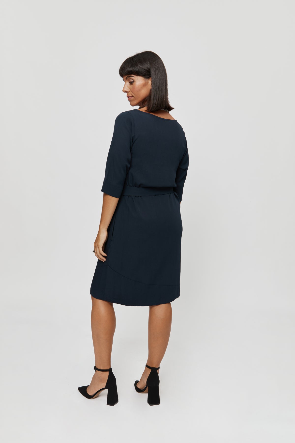 Catherine | Dress in Anthracite with optional belt