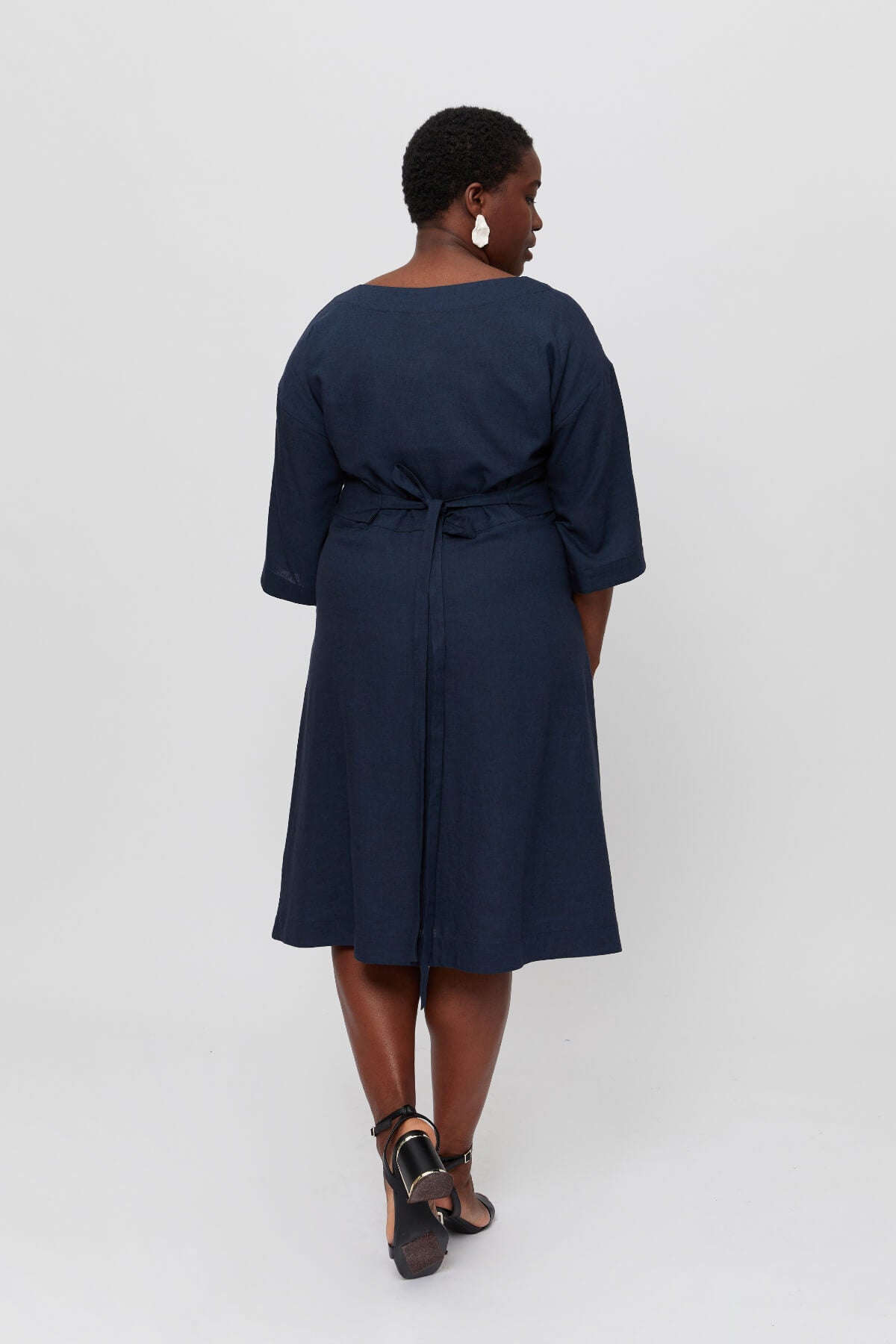 Mane | Elegant Midi Dress with Kimono Belt in Black-Blue